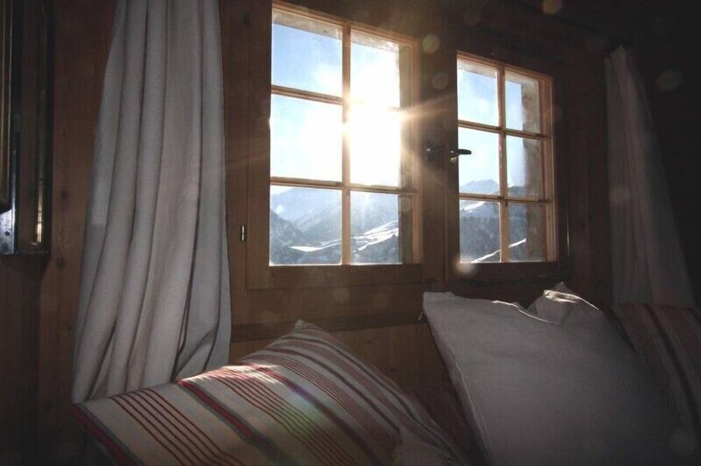 Photo of Bedroom in Lumnezia
