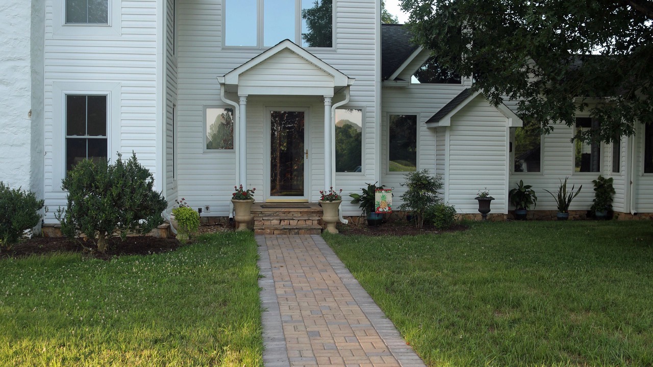 Photo of Outdoor in Alton