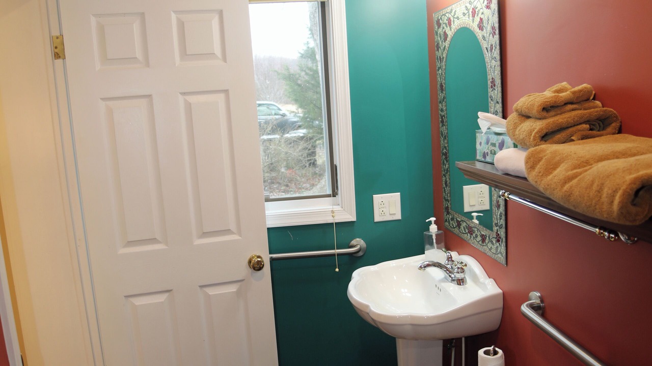 Photo of Bathroom in Alton