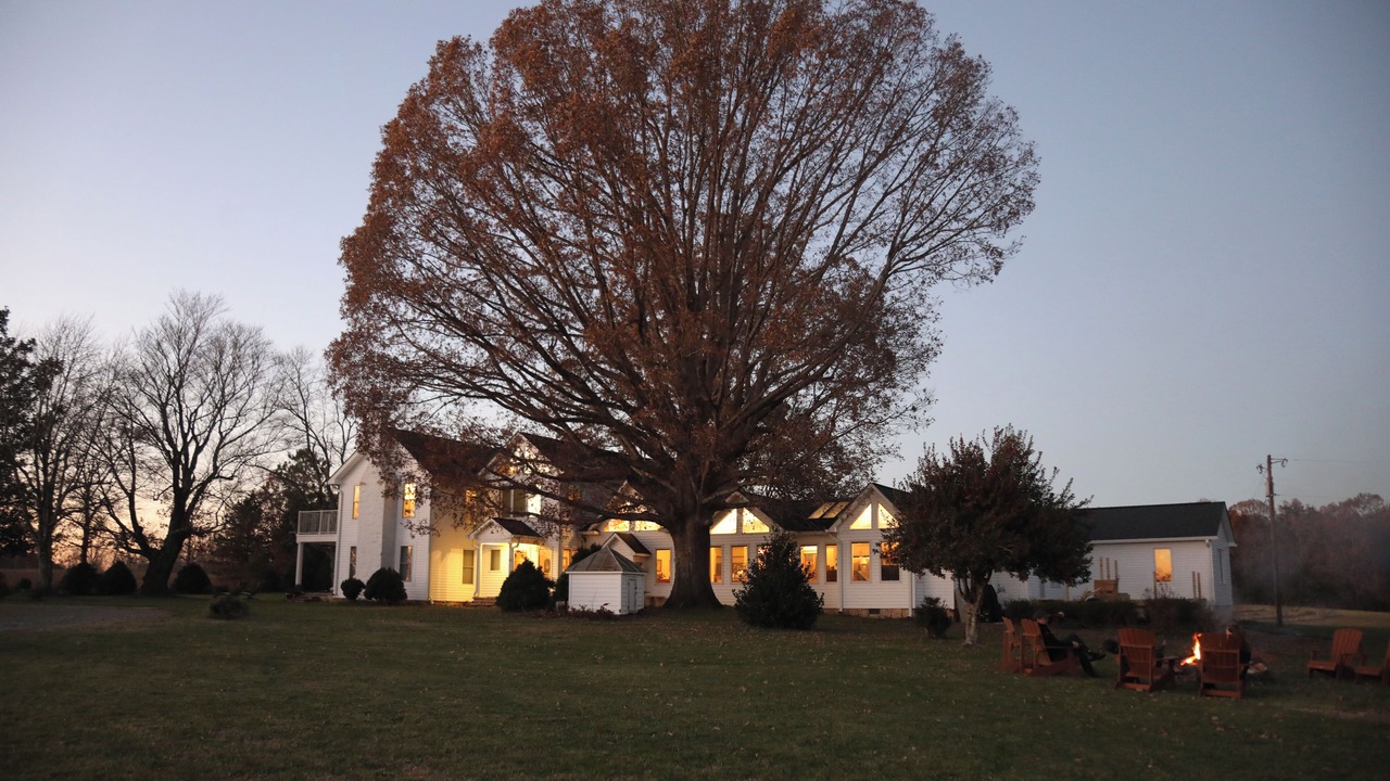 Photo of Outdoor in Alton