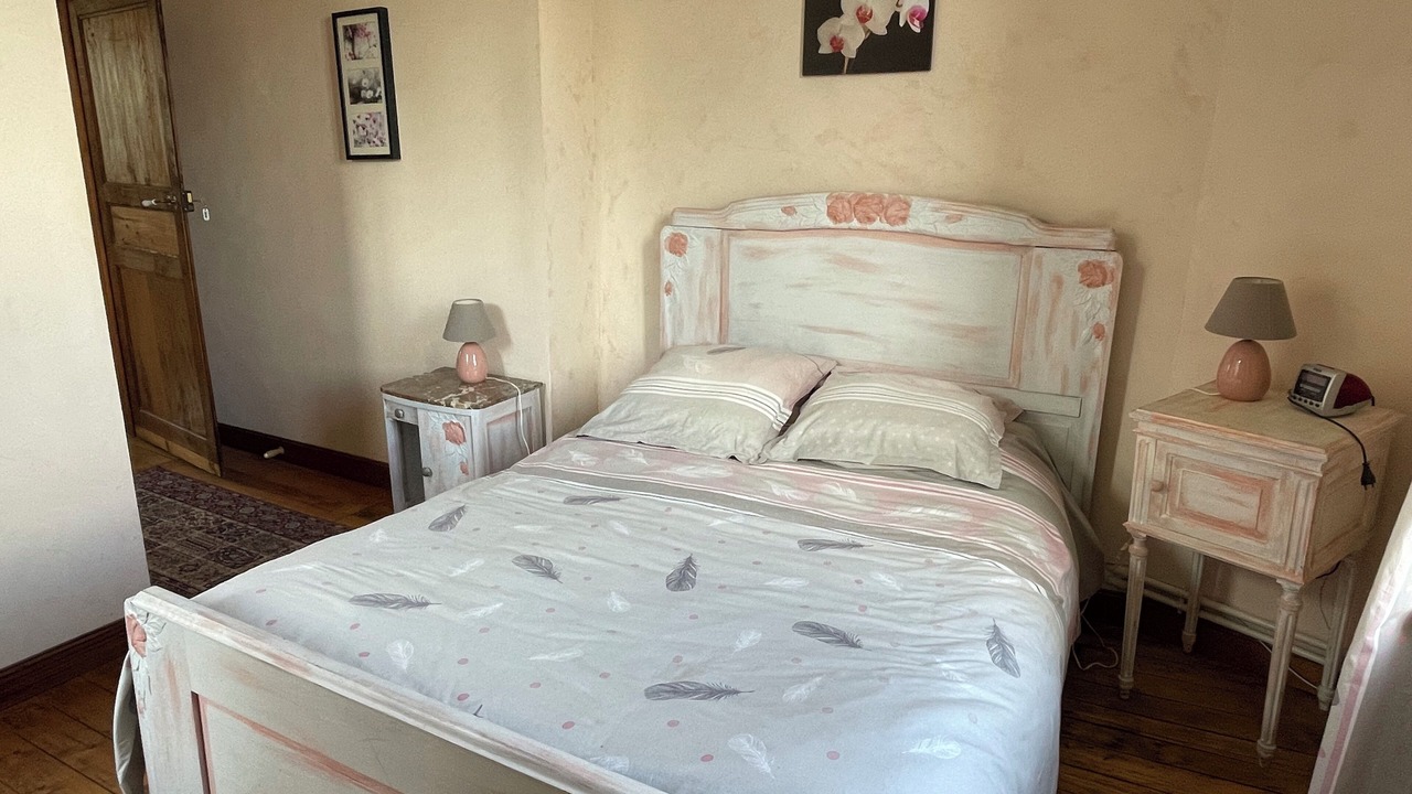 Photo of Bedroom in Origny-en-Thierache