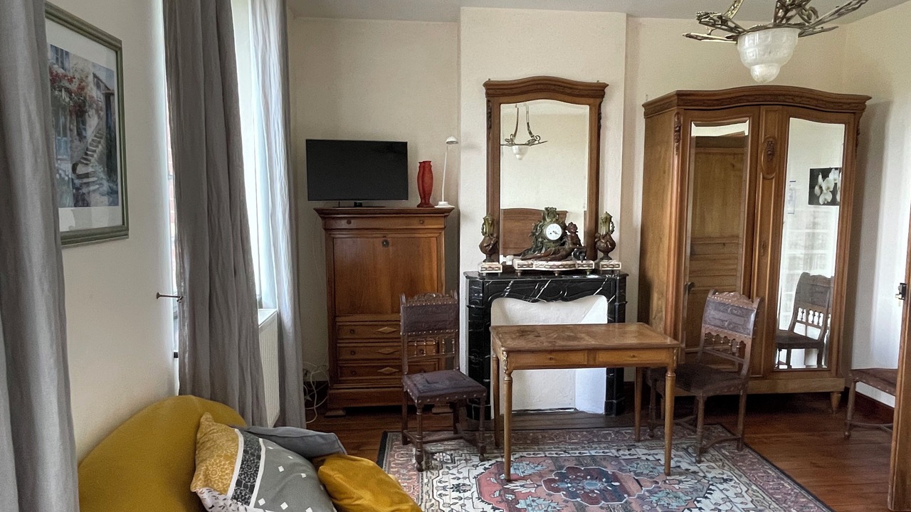 Photo of Bedroom in Origny-en-Thierache