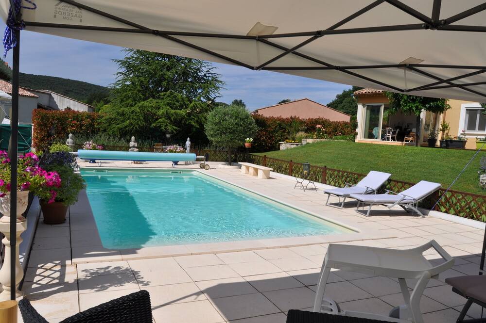 Photo of Outdoor in Saint-Hippolyte-du-Fort