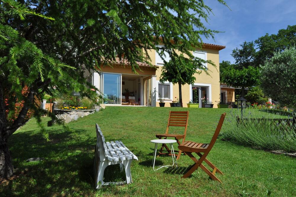 Photo of Outdoor in Saint-Hippolyte-du-Fort