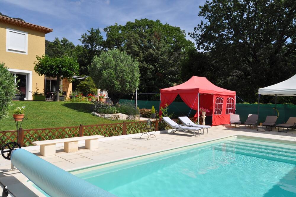 Photo of Outdoor in Saint-Hippolyte-du-Fort