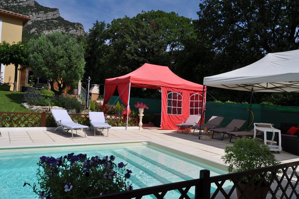 Photo of Outdoor in Saint-Hippolyte-du-Fort