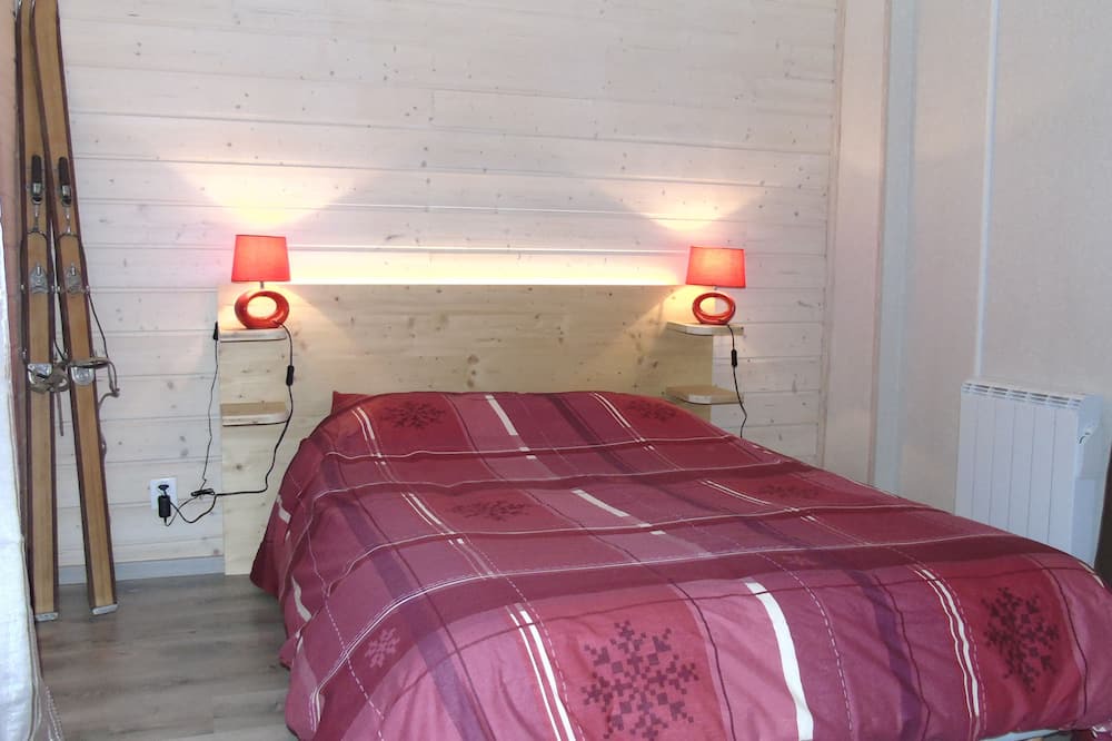 Photo of Bedroom in Miery