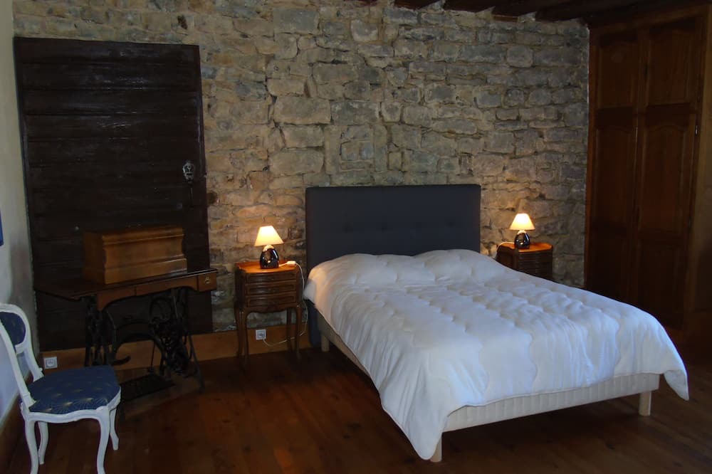 Photo of Bedroom in Miery