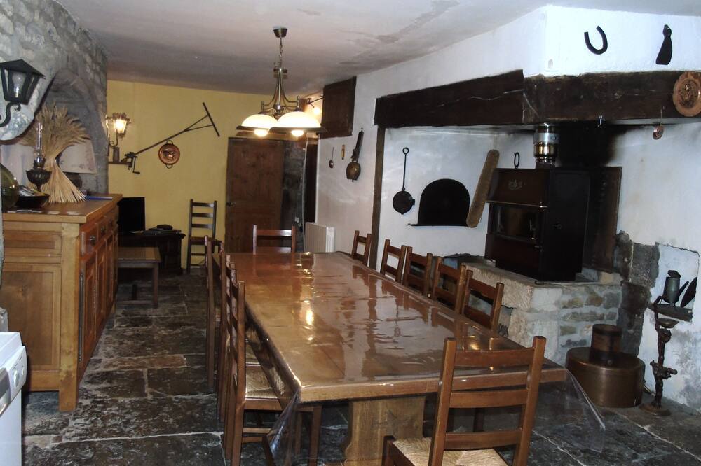 Photo of Kitchen in Miery