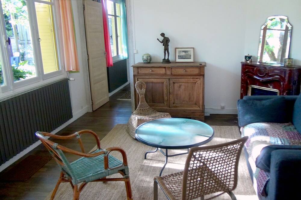 Photo of Livingroom in Saint-Pierre-des-Corps