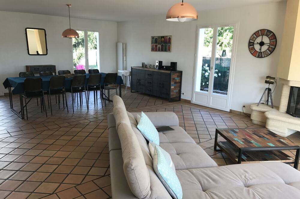 Photo of Livingroom in Biganos