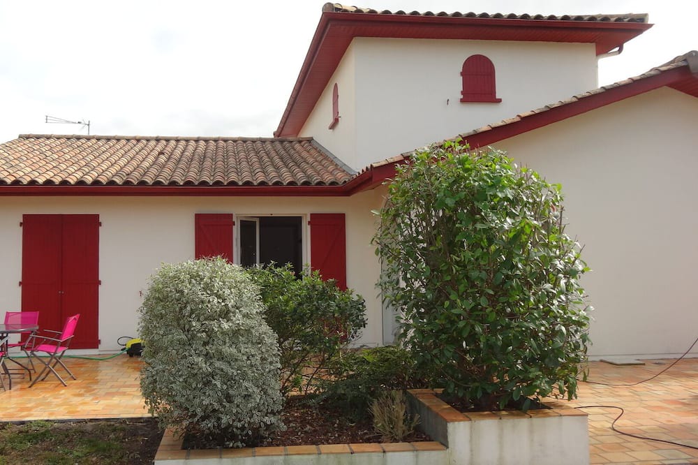 Photo of Others in Biganos