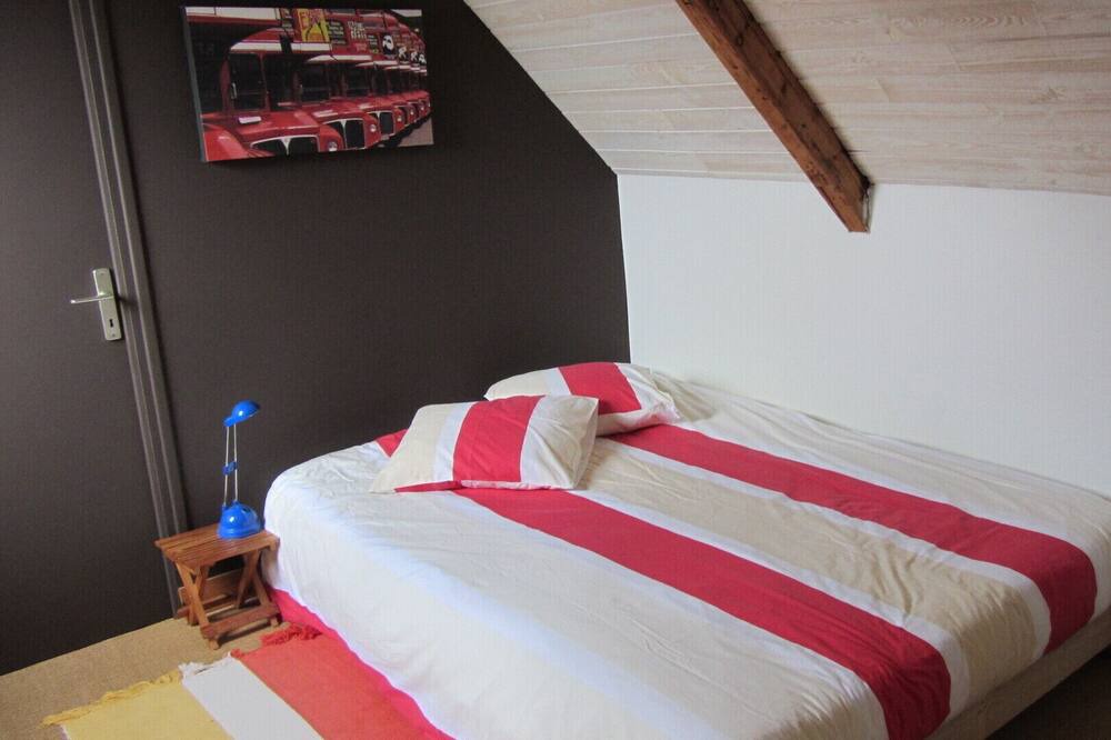 Photo of Bedroom in Saint-Pol-de-Leon