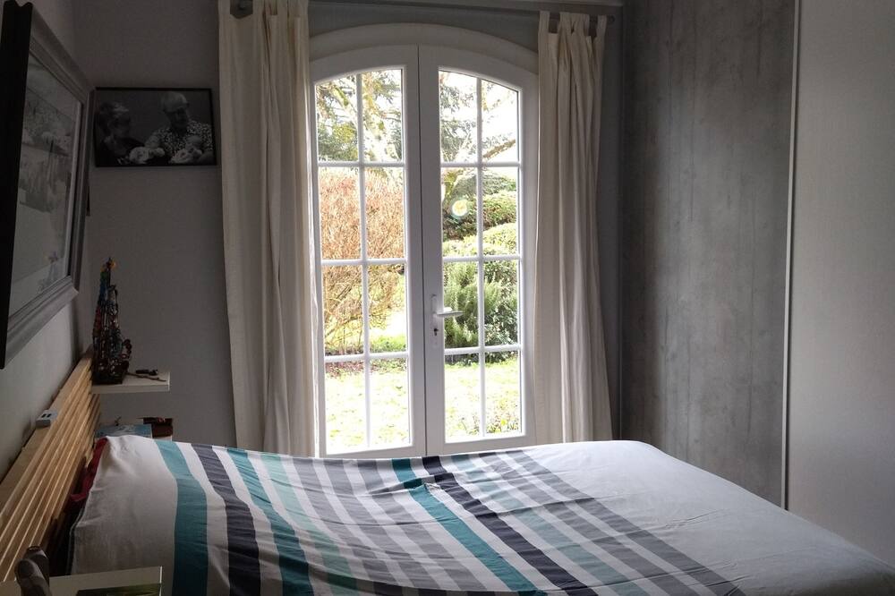 Photo of Bedroom in Gaillac