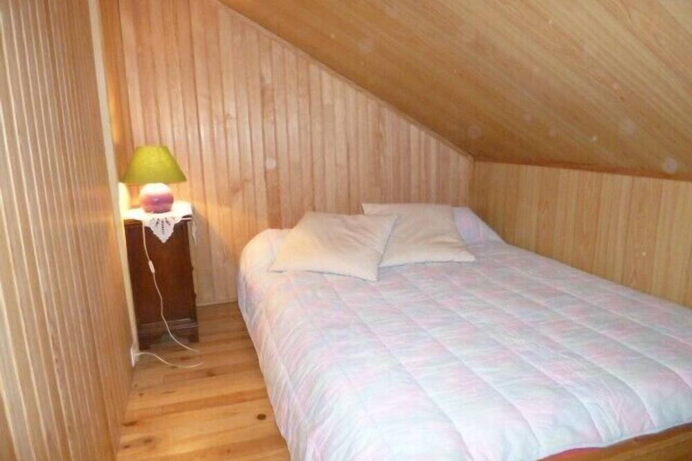 Photo of Bedroom in Sem