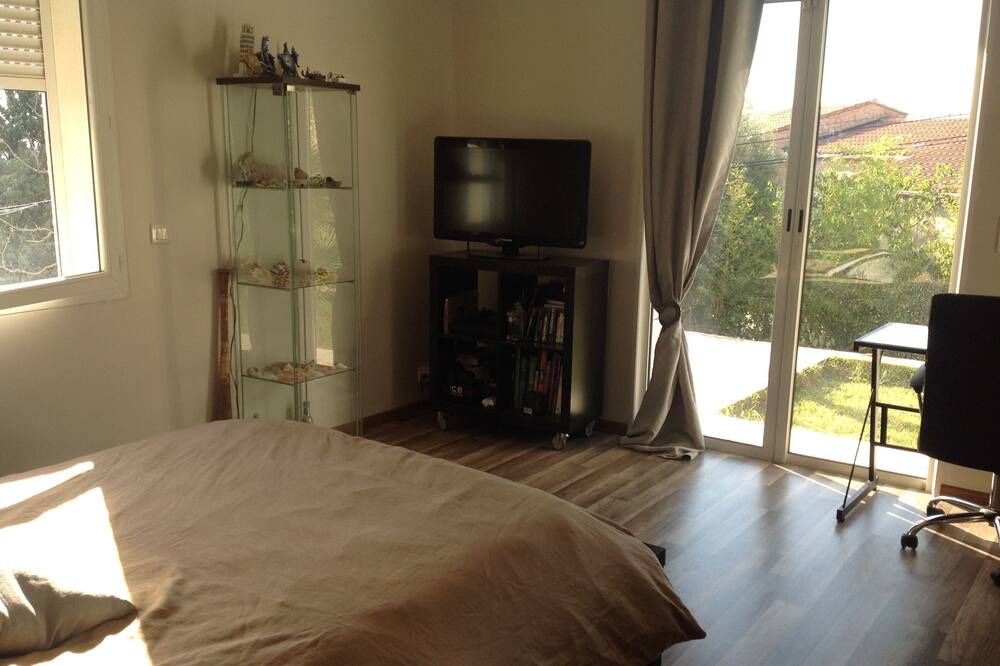 Photo of Bedroom in La Farlede