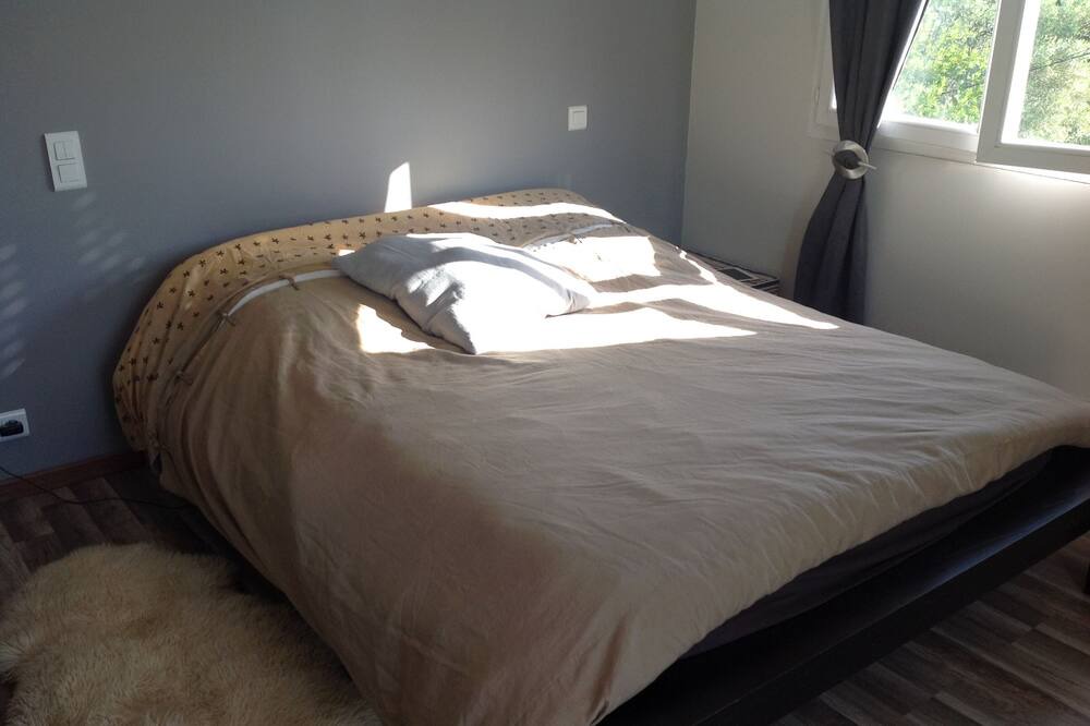 Photo of Bedroom in La Farlede