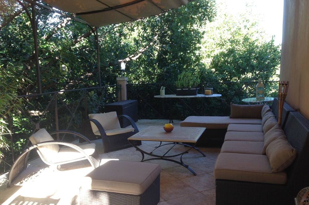 Photo of Patio Balcony in La Farlede