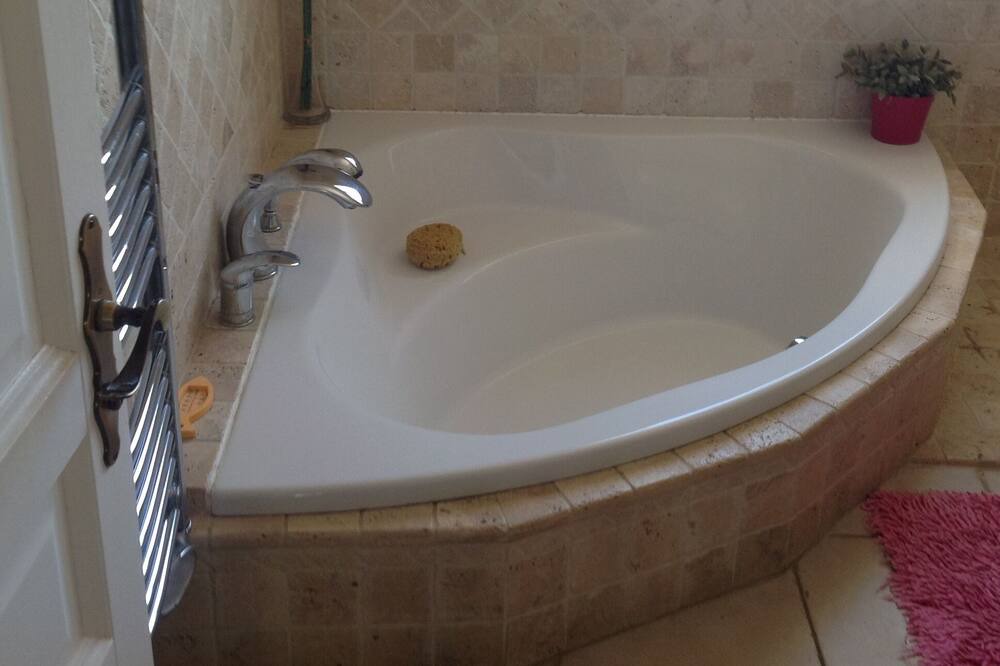 Photo of Bathroom in La Farlede