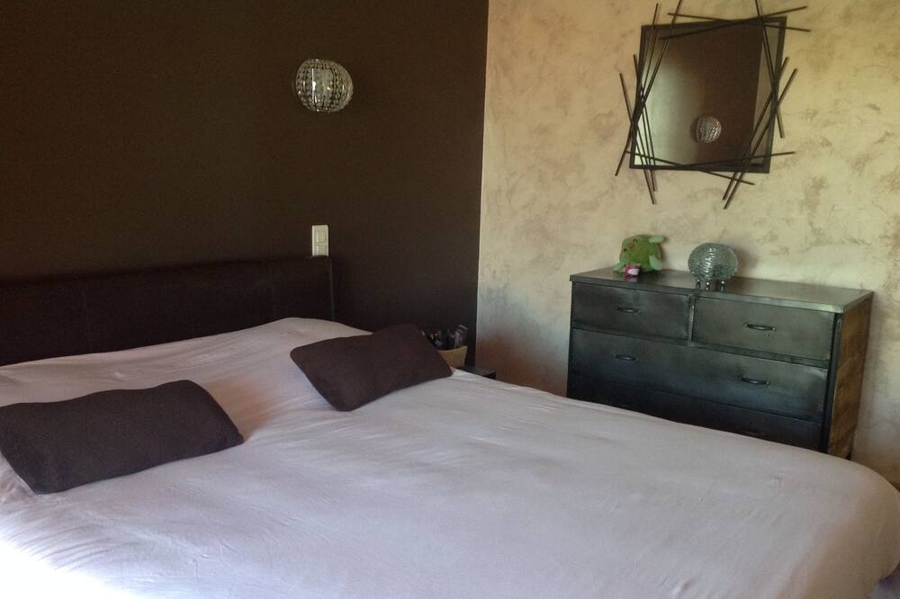 Photo of Bedroom in La Farlede