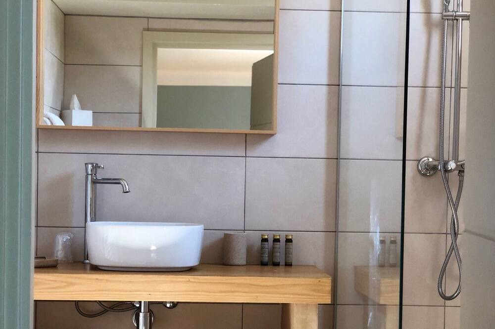 Photo of Bathroom in Gassin