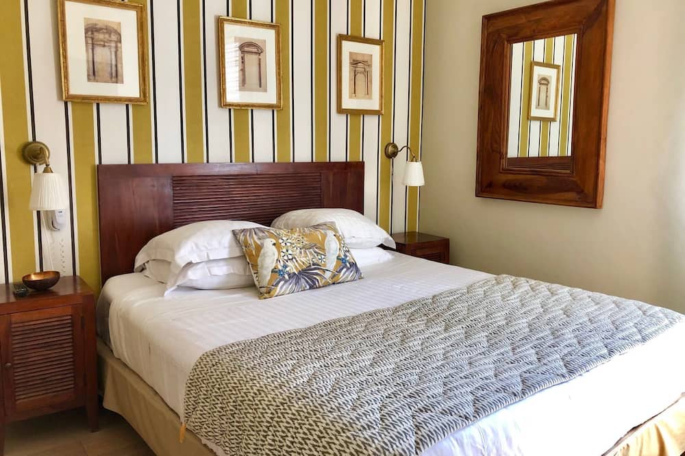 Photo of Bedroom in Gassin