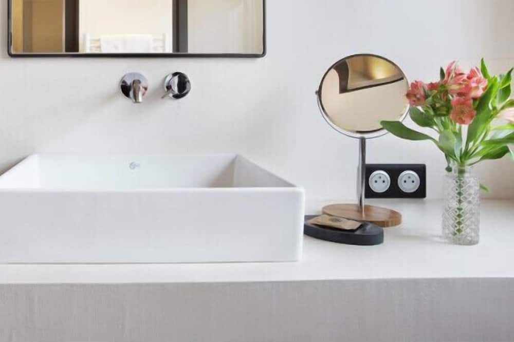 Photo of Bathroom in Gassin