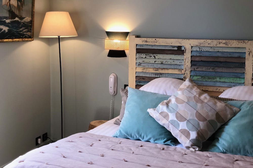 Photo of Bedroom in Gassin