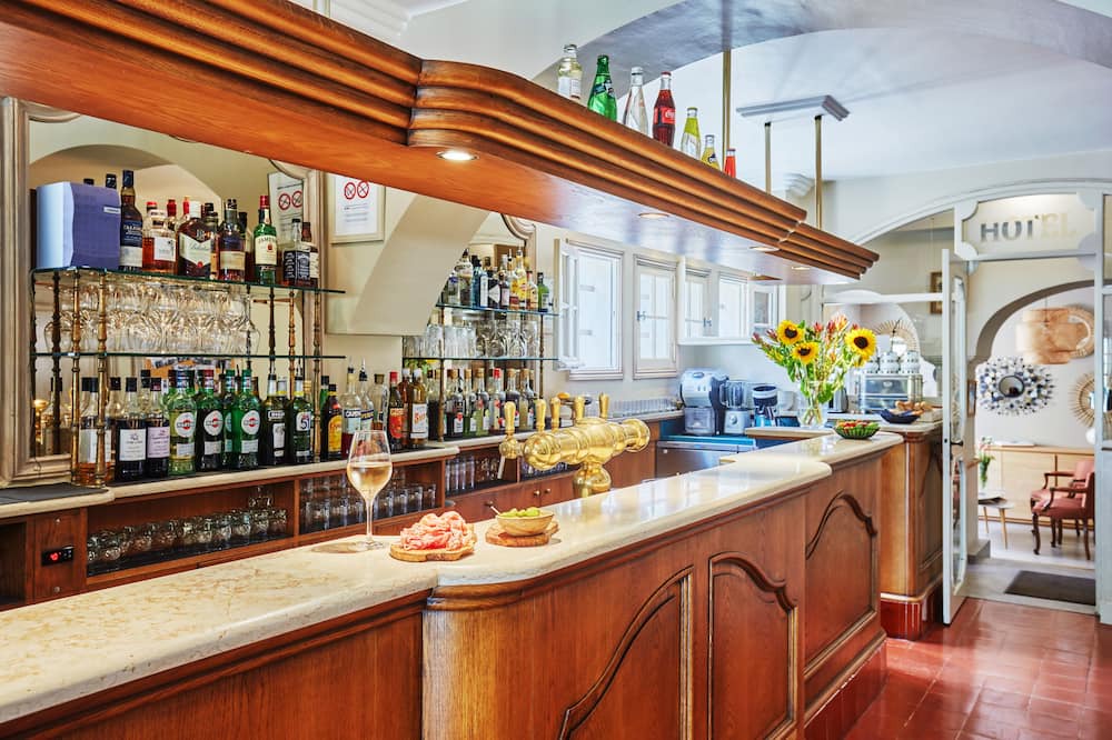 Photo of Others in Gassin