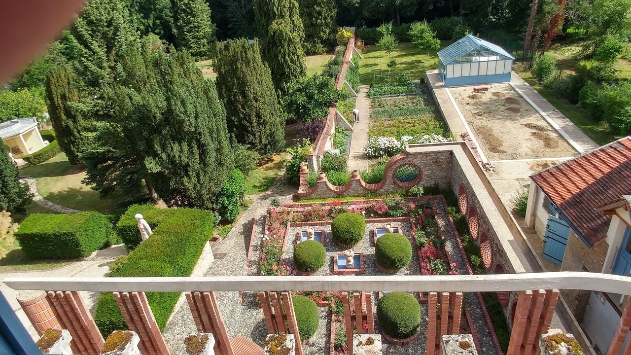 Photo of Bedroom in Droue-sur-Drouette