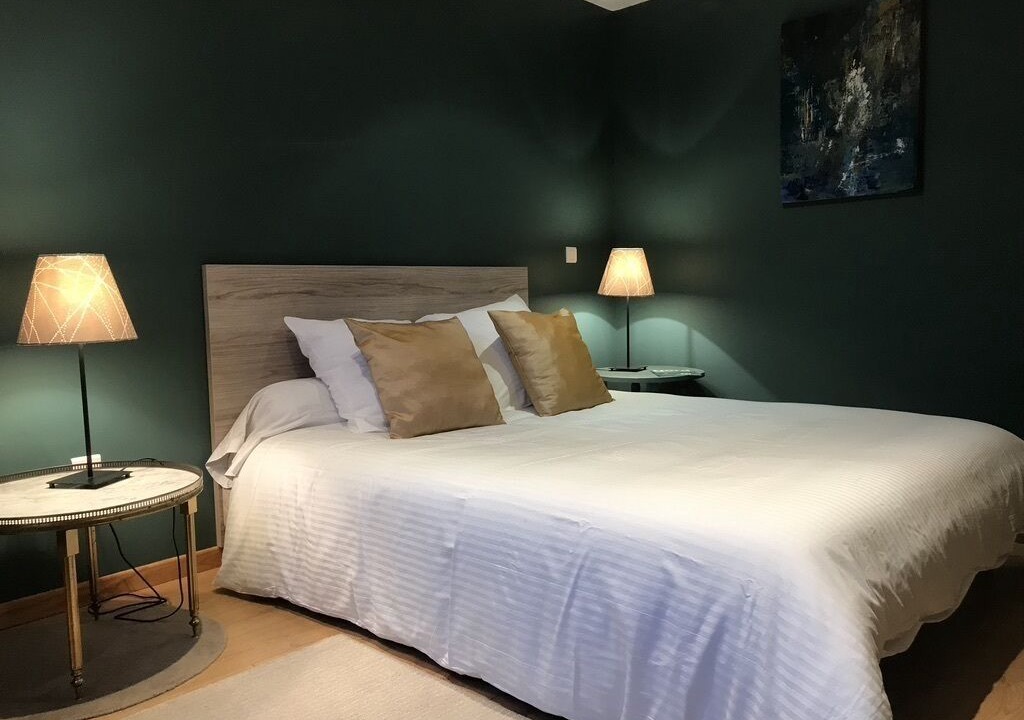 Photo of Bedroom in Sainghin-en-Weppes