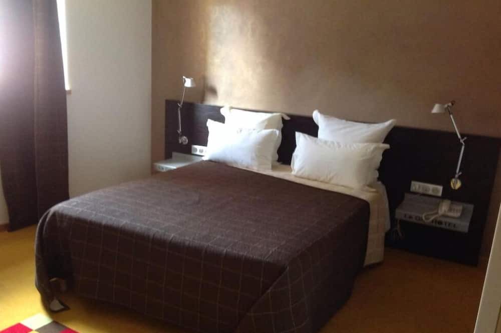 Photo of Bedroom in Loheac