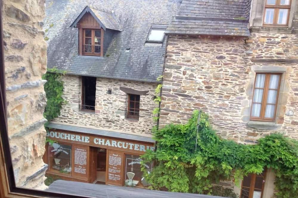 Photo of Bedroom in Loheac