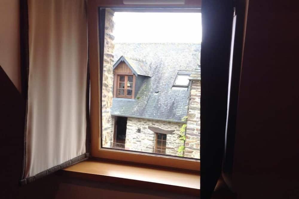 Photo of Bedroom in Loheac