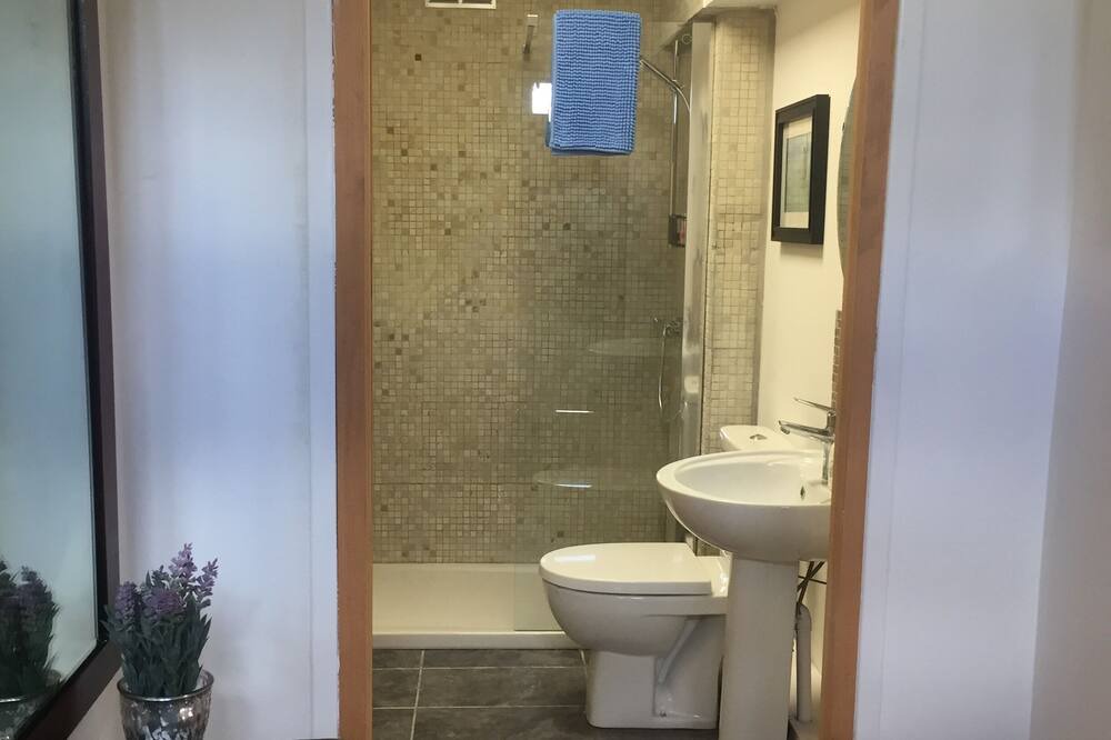 Photo of Bathroom in Quettreville-sur-Sienne