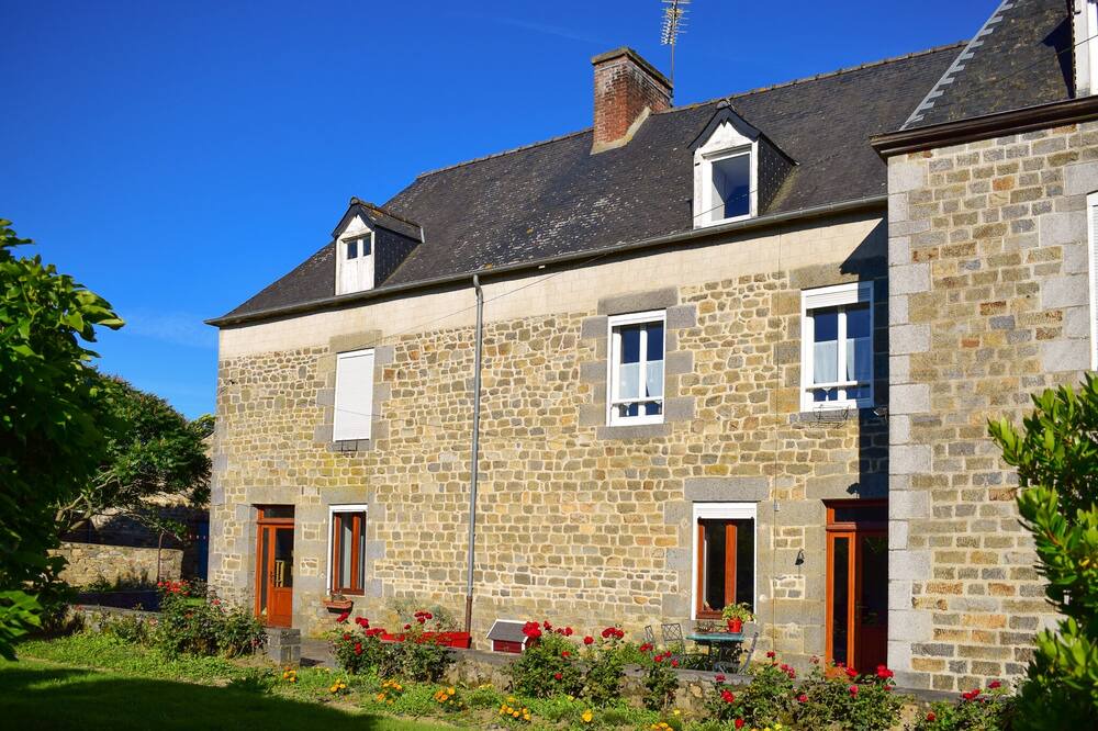 Photo of Outdoor in Saint-Leger-des-Pres