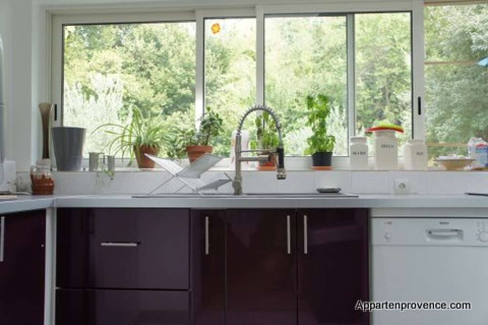 Photo of Kitchen in Forcalquier