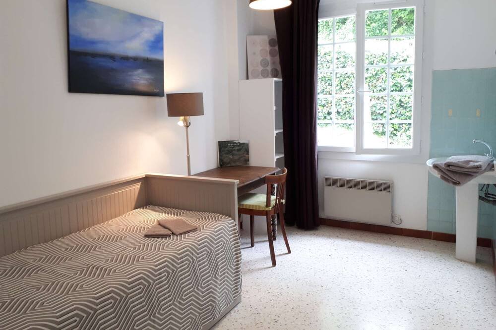 Photo of Bedroom in Forcalquier