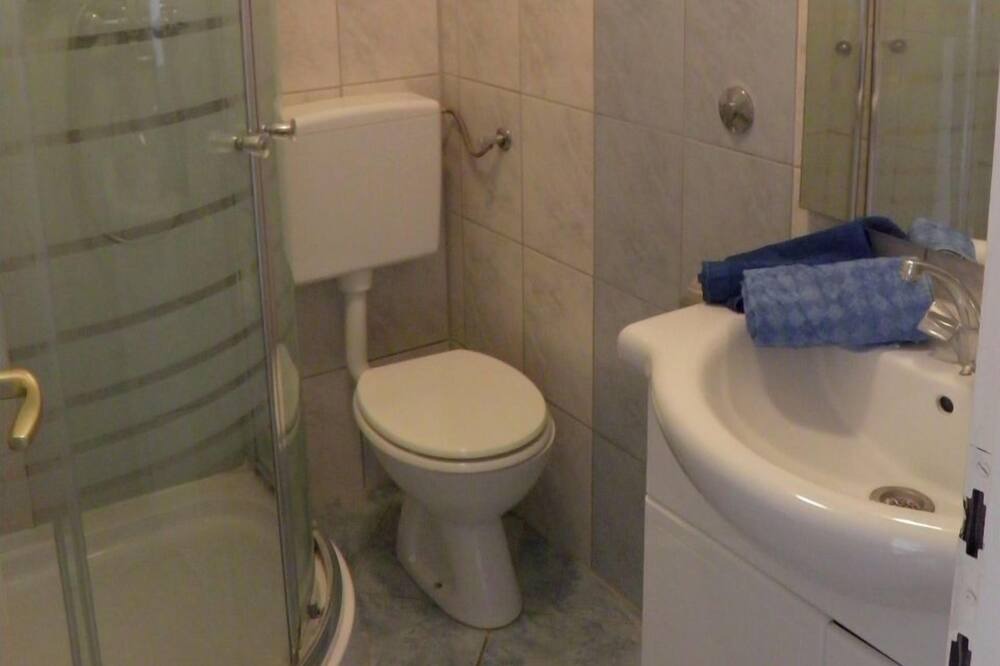 Photo of Bathroom in Brela