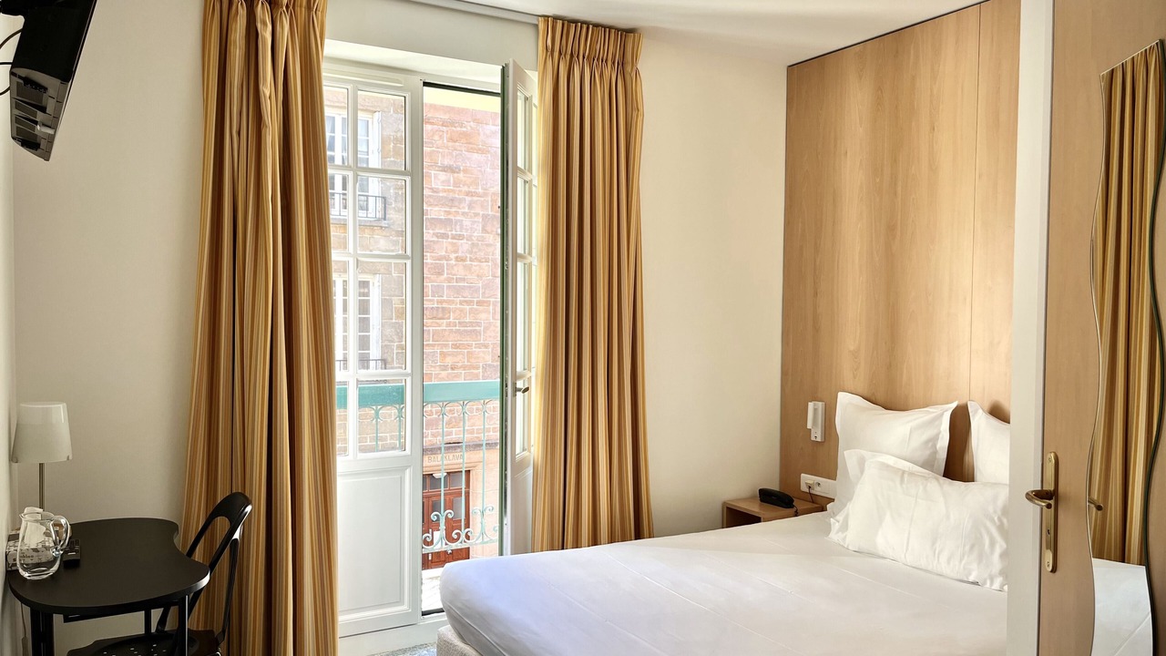 Photo of Bedroom in Dinard