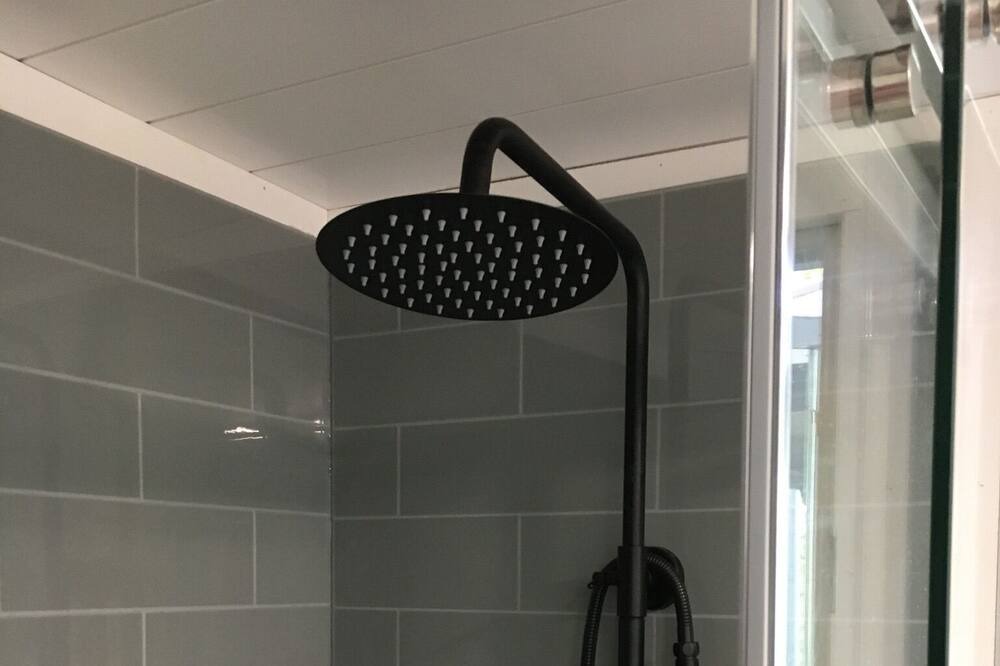 Photo of Bathroom in Byng Inlet