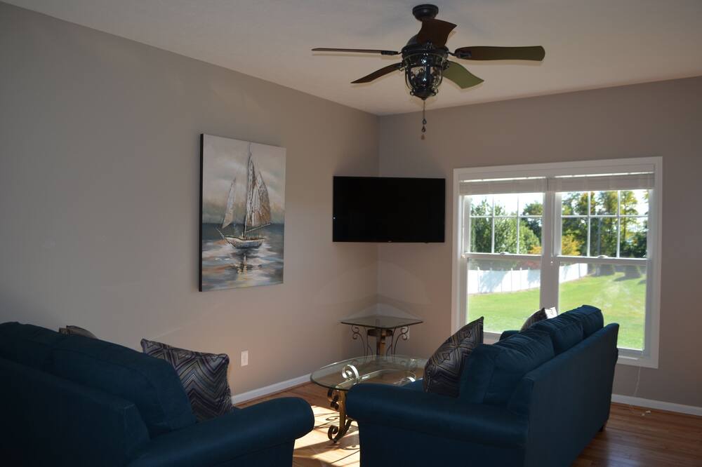 Photo of Livingroom in Sodus Point