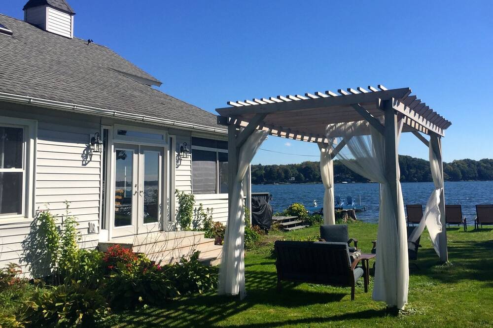 Photo of Outdoor in Conneaut Lakeshore