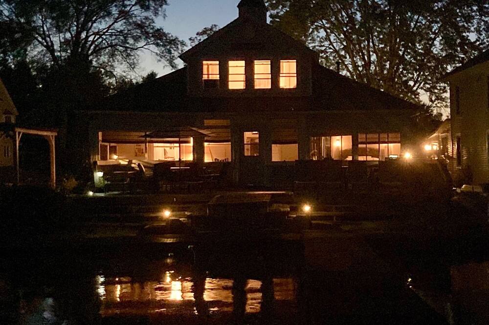 Photo of Outdoor in Conneaut Lakeshore