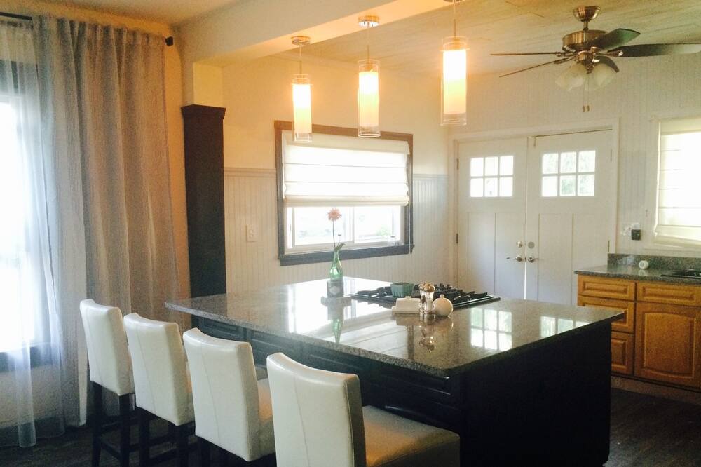 Photo of Kitchen in Conneaut Lakeshore