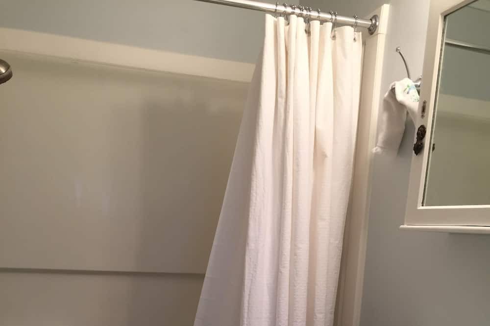 Photo of Bathroom in Rich Hill