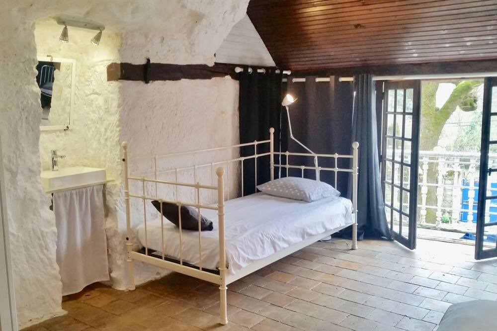 Photo of Bedroom in Noizay