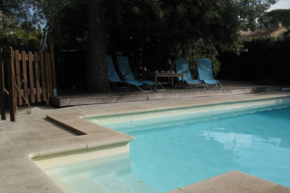 Photo of Outdoor in Vedene