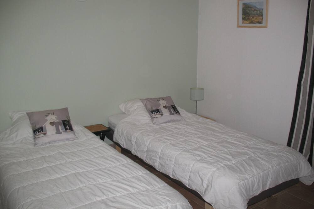 Photo of Bedroom in Vedene