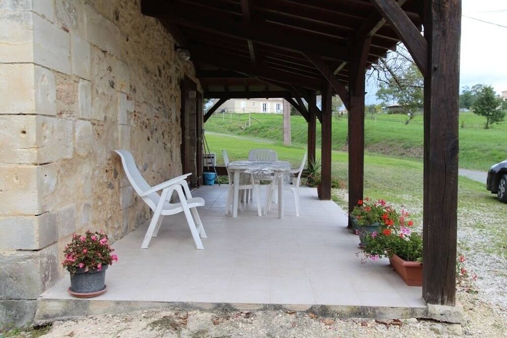 Photo of Patio Balcony in Maurens